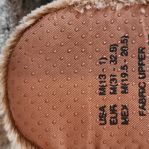 Peter Rabbit Cute Bunny Slippers - Picture 6 of 7